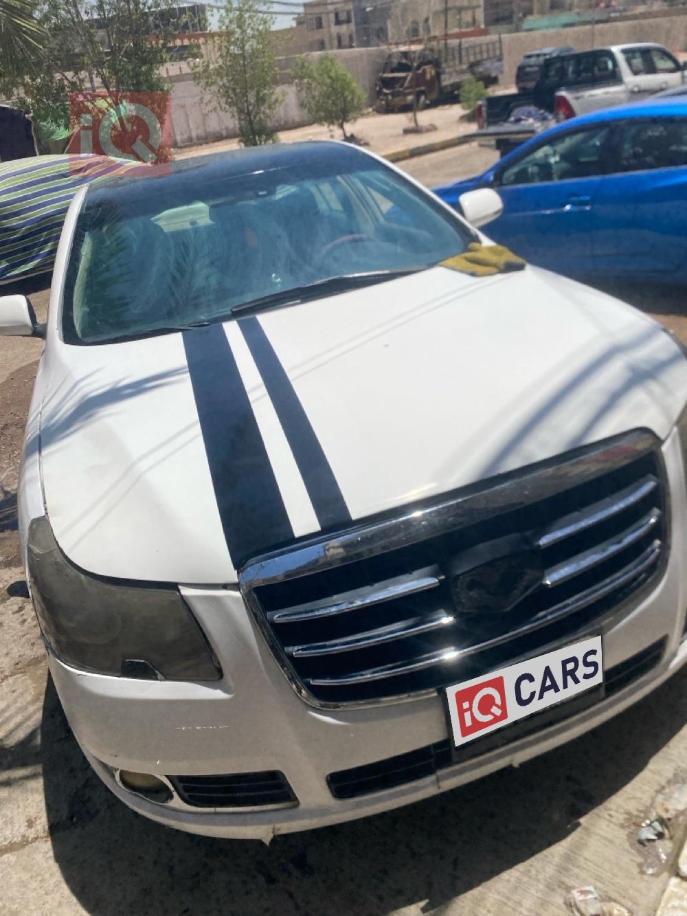 جيلي امجراند EC8